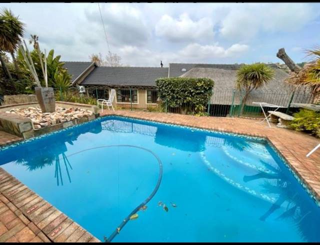 6 BEDROOM HOUSE FOR SALE IN KENMARE